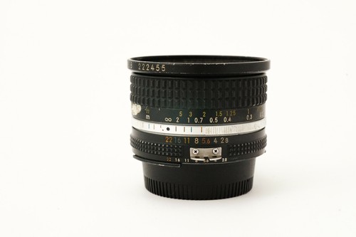 Objectif nikon nikkor 20mm 8 - objectif,