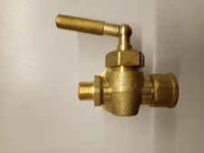 Rubinetto Porta Manometro a 3 vie in ottone con flangia per manometro campione