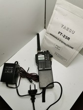 YAESU FT-23R RICETRASMETTITORE VHF 130/164 MHz Batteria Nuova Ottimo X Battute🐗