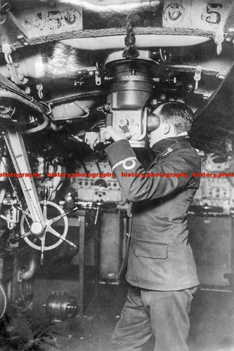 F003668 british submarine - f003668,