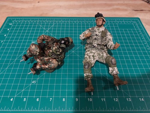 Lotto serie militare - , mcfarlane