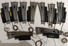 FLEISCHMANN SCAMBI ELETTRICI DRITTI e CURVI IN H0 ( 9 SCAMBI )