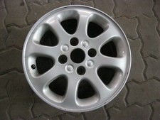 Un cerchio in lega Volvo V40