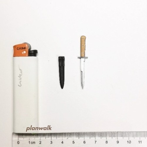 Paratrooper knife soldier - paratrooper,