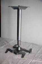 Staffa da soffitto universale per videoproiettore