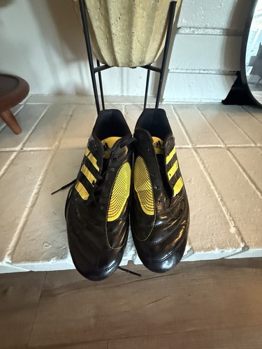 Adidas predator - adidas,
