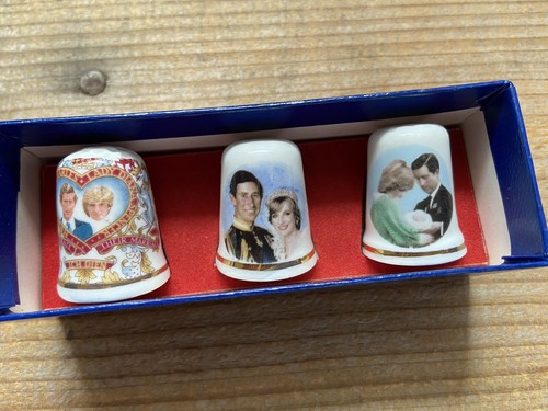 Fenton three bone china - fenton,