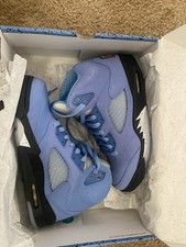 Air Jordan 5 Retro UNC