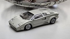 1:18 AUTOART - Lamborghini Countach 25th Anniversary Edition - 74536