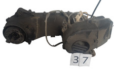 37 MOTORE SCOOTER PIAGGIO 50, BLOCCATO, VENDO PER RICAMBI