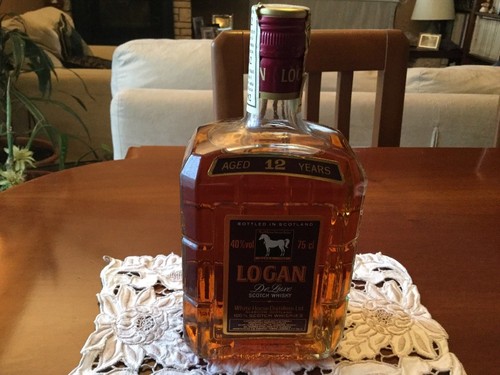 Logan deluxe scotch whisky - logan,
