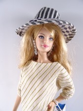 The Barbie Look City Shopper