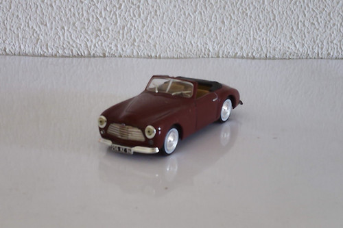 Voiture ixo altaya - 1/43,