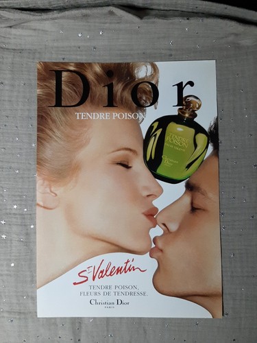 Publicité papier parfum - publicité,
