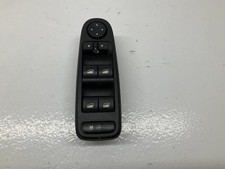 PULSANTIERA ANTERIORE SINISTRA