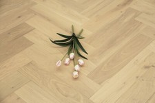 CAMPIONE! Parquet in legno ingegnerizzato rovere naturale chiaro a spina di pesce HO1406