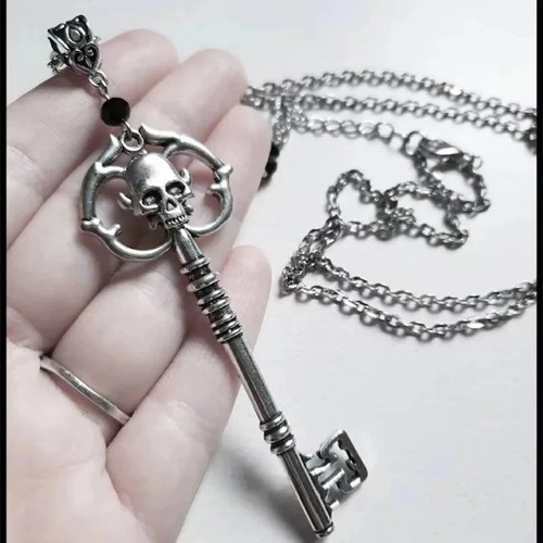 Collana chiave scheletro