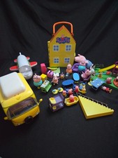Pacchetto accessori figure aereo camper casa pieghevole Peppa Pig
