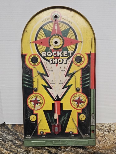 Antico gioco flipper - di,