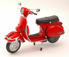 Vespa P200 E 1978 Red 1:12