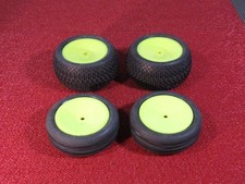 4X Pneumatici Team Associated