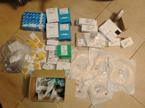 Materiale elettrico stock - materiale,