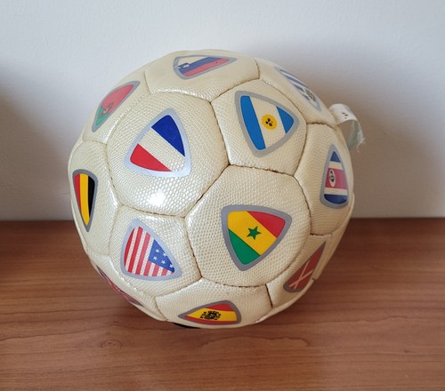 Pallone anno 2002 con tutte - 2002, le