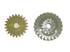 COPPIA INGRANAGGI POMPA ACQUA APRILIA RED ROSE 50 TUAREG 50 AF1 50 MOT.RV4