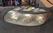 30698885 Proiettore SX VOLVO V50 1.8 16V SW 5p/b/1798cc