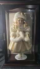 Camilla Gardens 16’ bambola