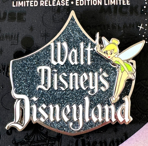 Spilla disney 100 - disney, epoche