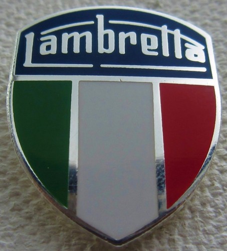 Distintivo spilla smaltata