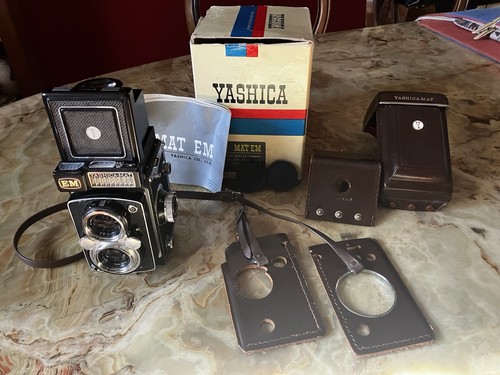 Yashica mat vintage - yashica, em