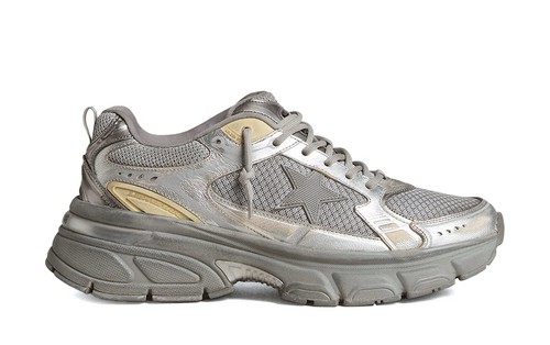 Golden goose sneakers - golden,
