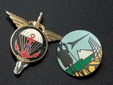 H5/09/25 (REF28020) Set di due varie insegne militari medaglia francese