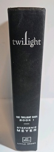 Twilight stephenie meyer - by,