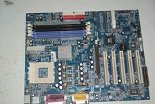 scheda madre per amd xp 2200