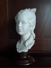 Statua Donna Bambina Busto scultura Liberty  ceramica bisquit Bergè H 23 Cm