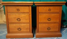 Coppia di Comodini in Legno