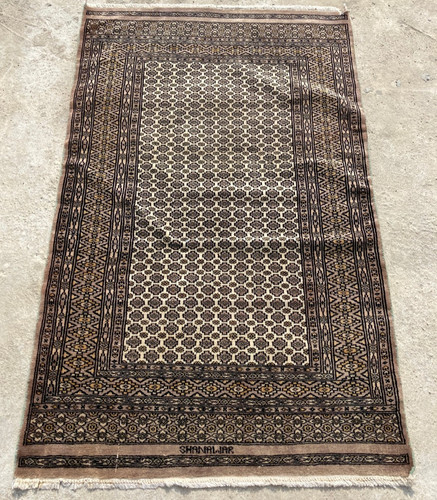 Tappeto vintage tradizionale