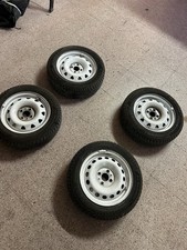 *Fiat panda 141 (1986-2003) 4 cerchi con gomme da neve  13x4,5 attacco fiat *