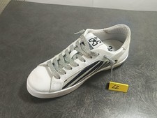 Sneakers "2 Star" da donna in pelle bianca con finitura zebrata e argento