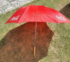Rarissimo ombrello che si trasforma in ombrellone da mare spiaggia COCA COLA 