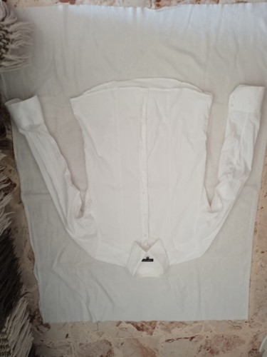 Camicia bianca con maniche