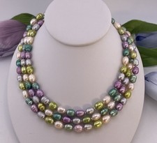 Collana di perle pastello