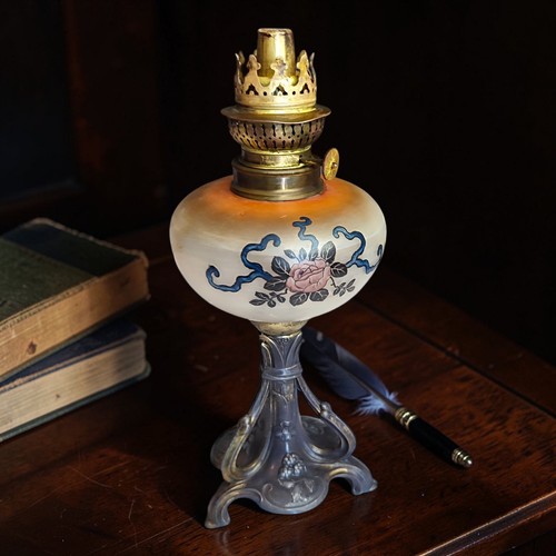 Lampe petrole ancienne - lampe,