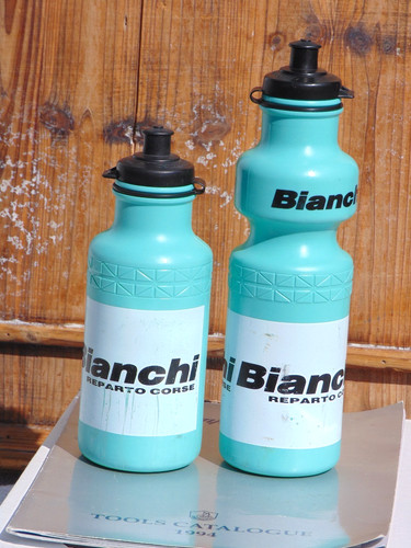 Bottiglie acqua bianchi - acqua,