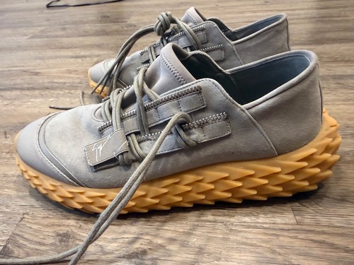 Giuseppe zanotti designer - giuseppe,