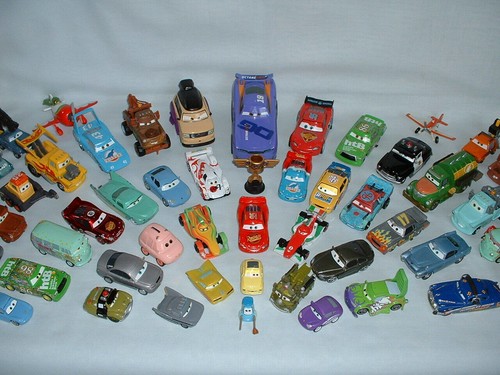 Disney pixar world - disney,