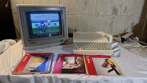 Computer apple iic - computer,